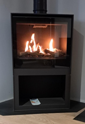 Poêle gaz - modèle d’expo en fonctionnement au magasin